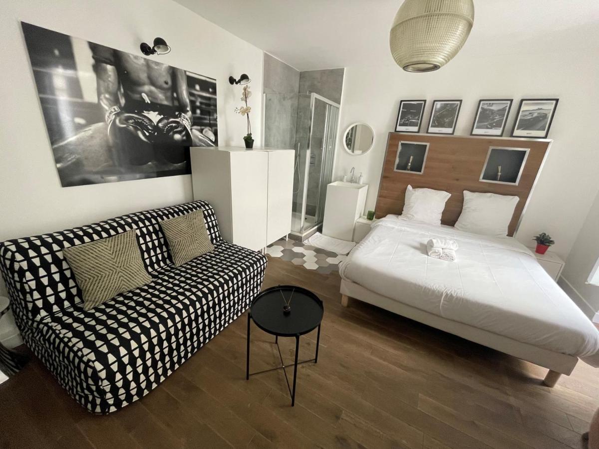 Studio De Charme Proche Tour Eiffel Et Rue Cler Apartment Paris Exterior photo